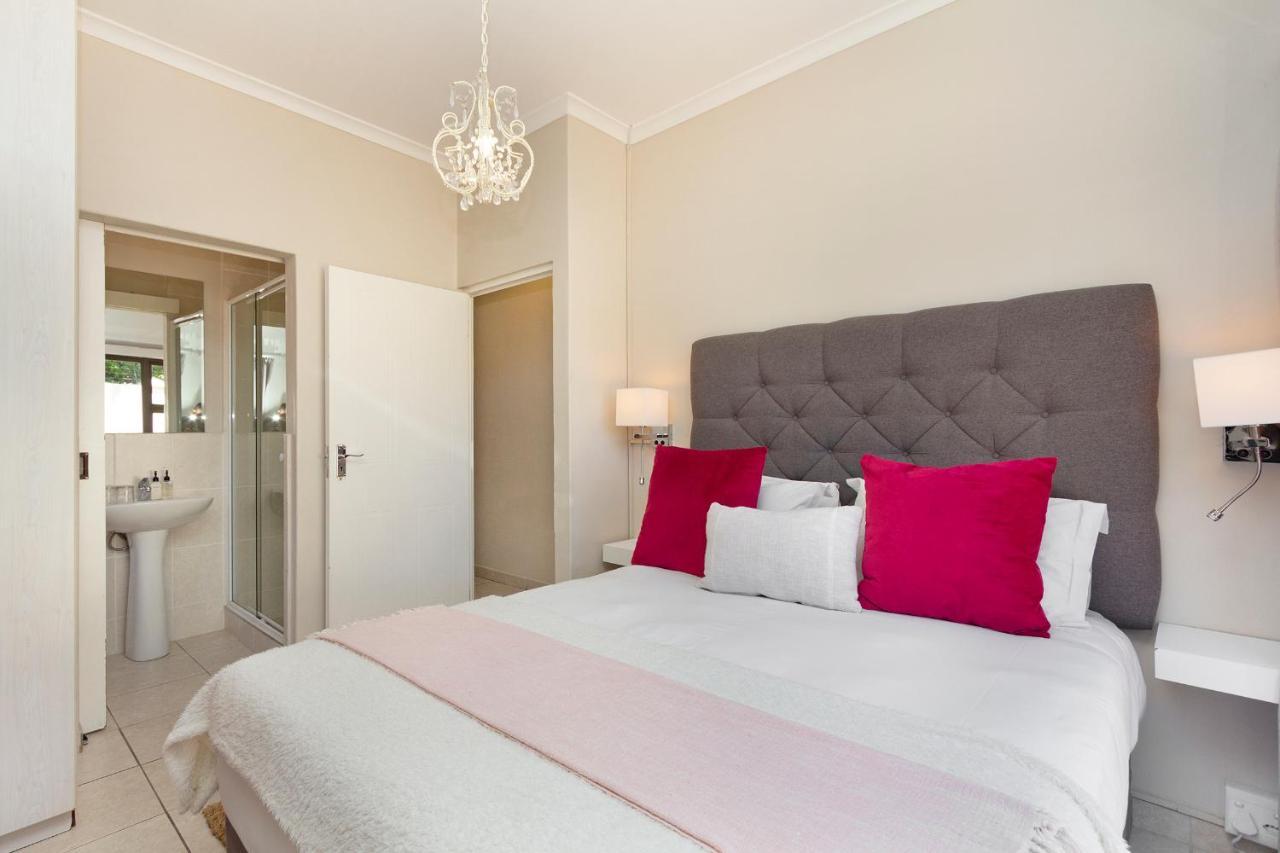 2 On Lismore Guesthouse Tokai Eksteriør bilde