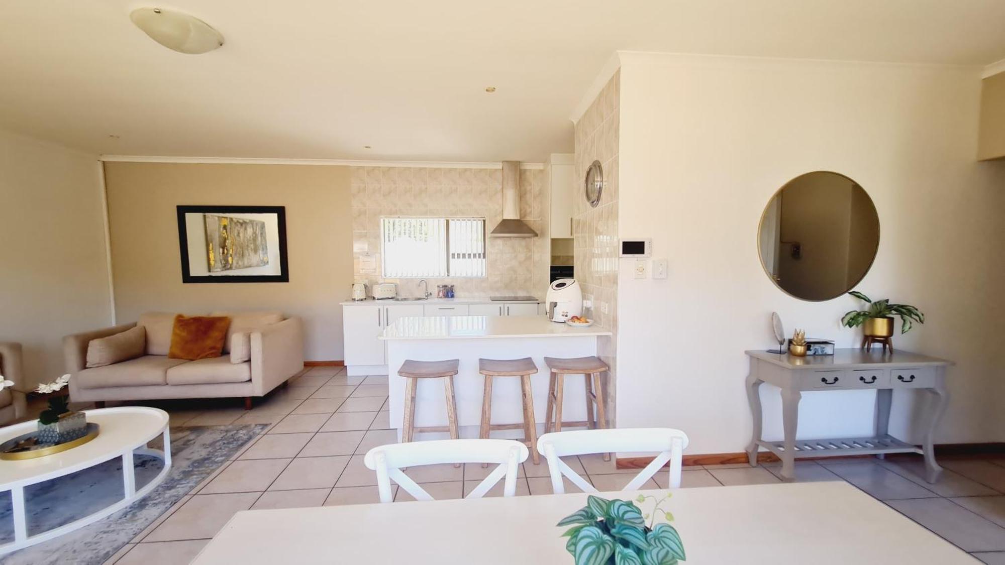 2 On Lismore Guesthouse Tokai Eksteriør bilde
